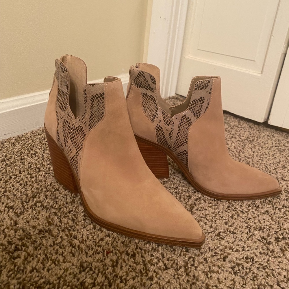 Vince Camuto booties, snakeskin on sides, size 9